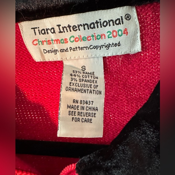 Cute Ugly Christmas Sweater - Picture 3 of 4